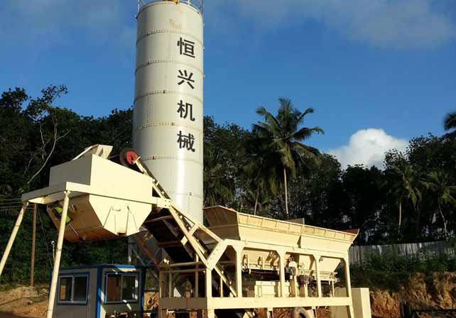 菲律賓移(yí)動式穩定(ding)土廠拌設(she)備