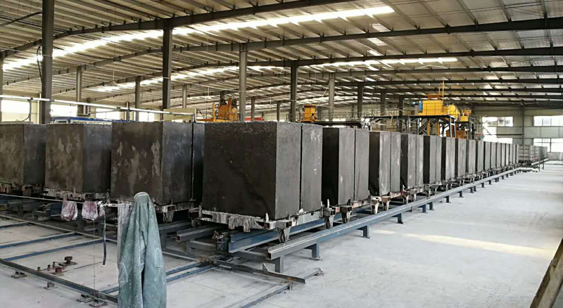 恒興磚(zhuān)機告訴你(nǐ)2018年投資免(miǎn)蒸發泡磚(zhuān)設備的優(yōu)勢